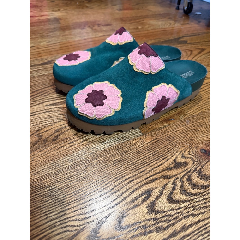 Chelsea & Violet Forest Green Floral Embroidered Platform Clogs Mules 9.5M